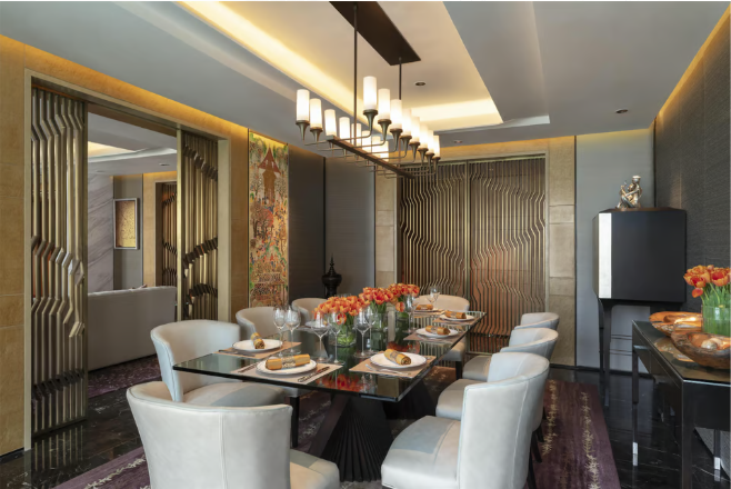 PRESIDENTIAL SUITE
