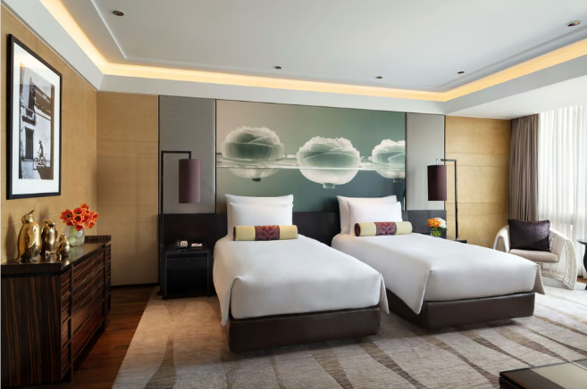 ROYAL SUITE