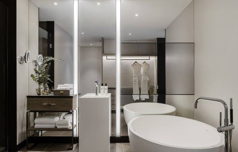 ONE BEDROOM SUITE WITH KITCHENETTE