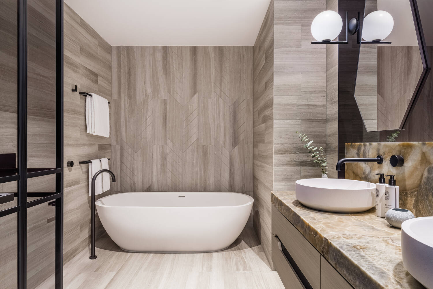 THREE BEDROOM OCEAN PENTHOUSE