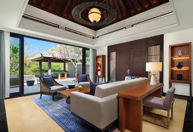 ONE BEDROOM VALLEY POOL VILLA