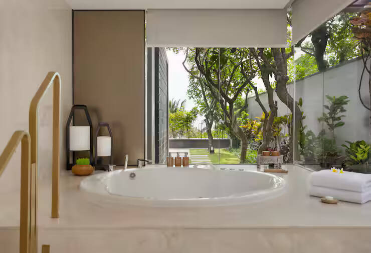 THREE BEDROOM UMANA OCEAN POOL VILLA