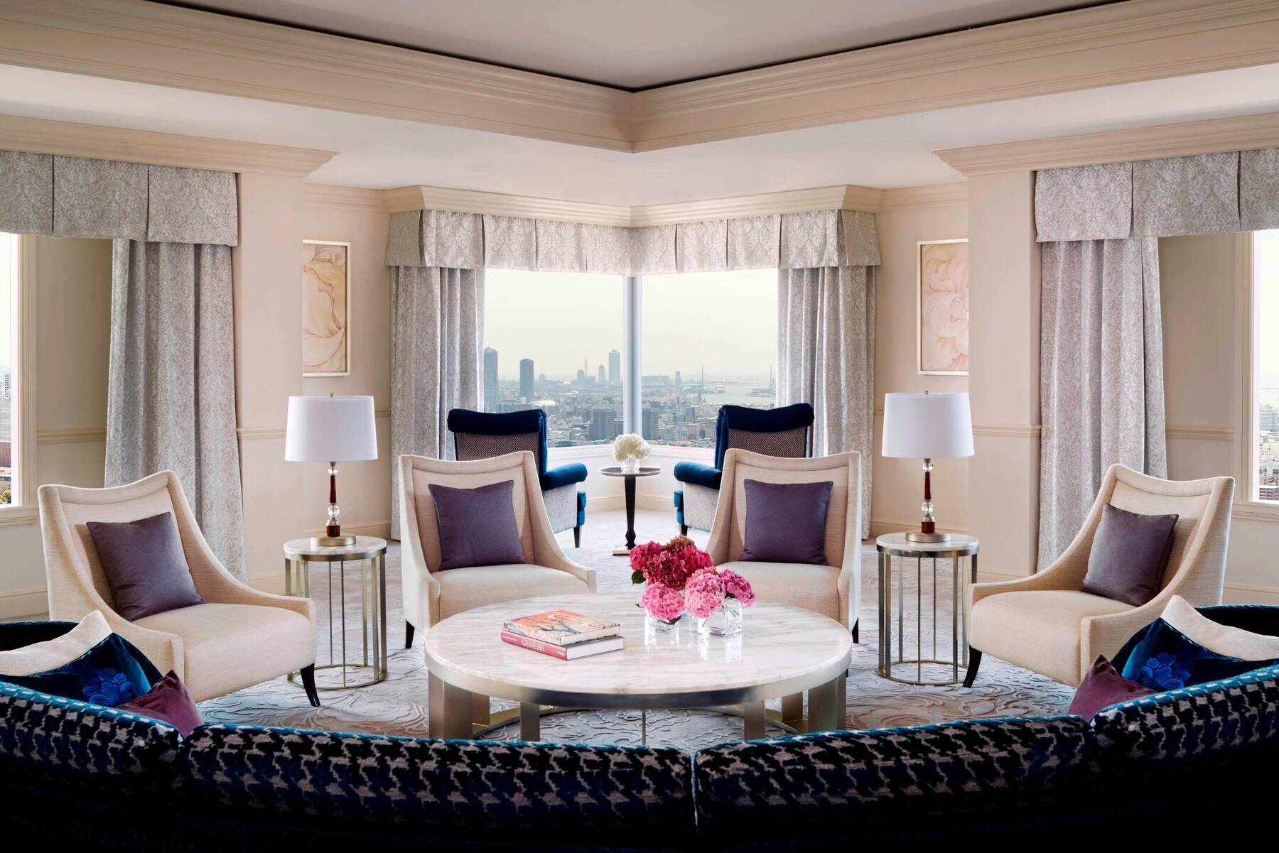 THE RITZ-CARLTON PRESIDENTIAL CLUB LEVEL SUITE