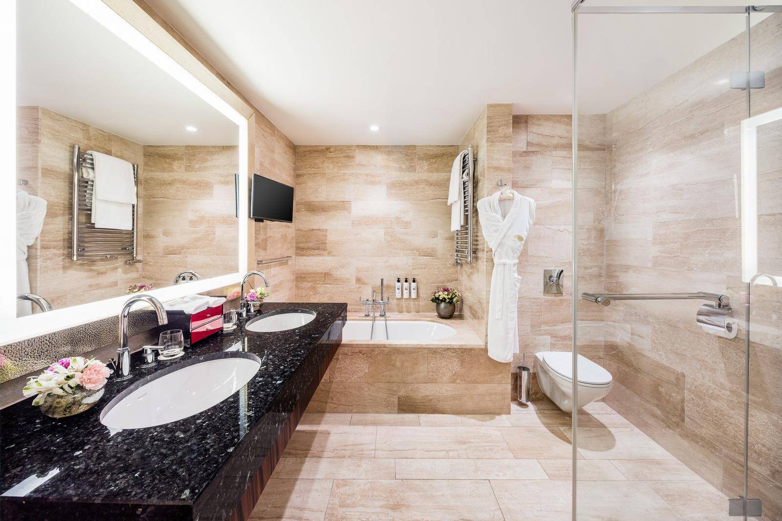 Family Deluxe Garden View Room