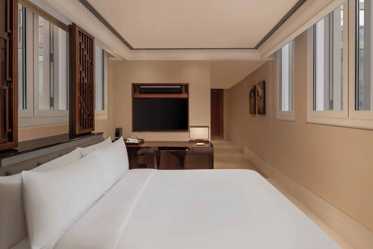 CLASSIC KING ROOM