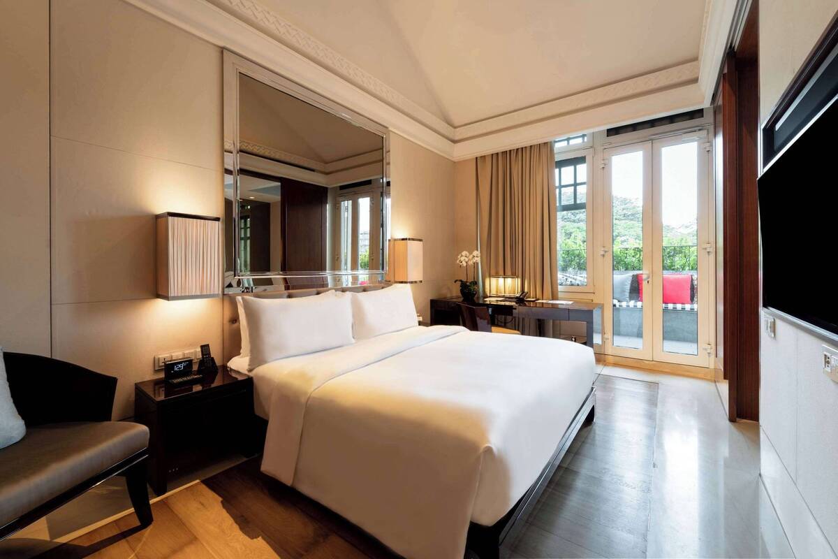 TERRACE KING ROOM