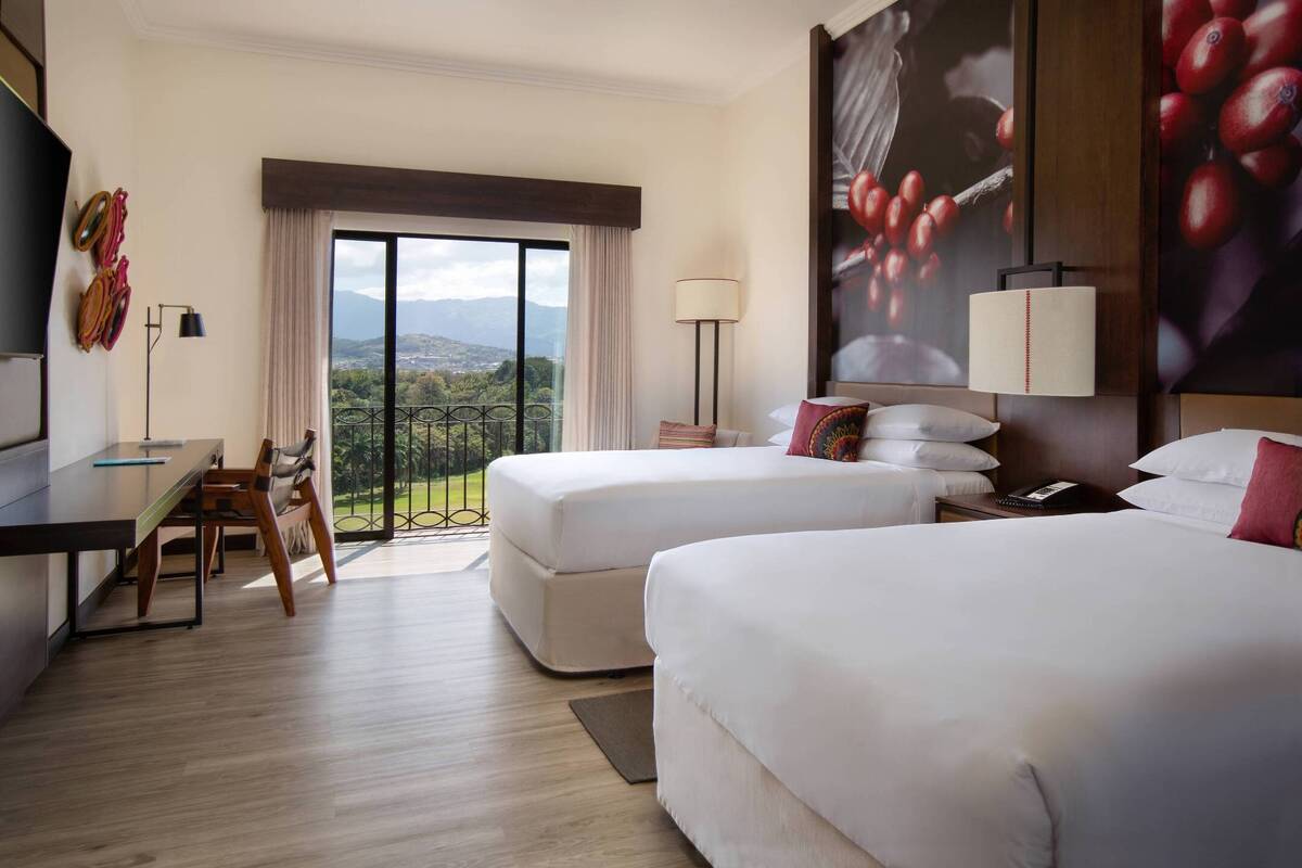 CONCIERGE LOUNGE ACCESS EXECUTIVE TWO DOUBLE ROOM, 