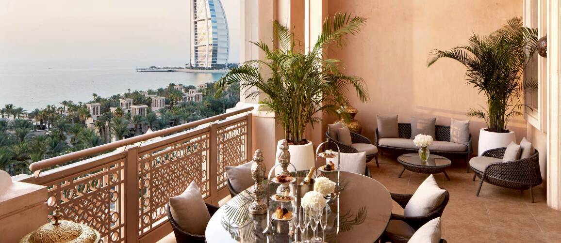 ONE BEDROOM ROYAL SUITE