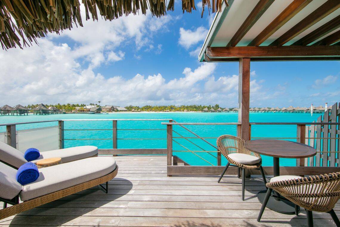 LAGOON VIEW OVERWATER BUNGALOW