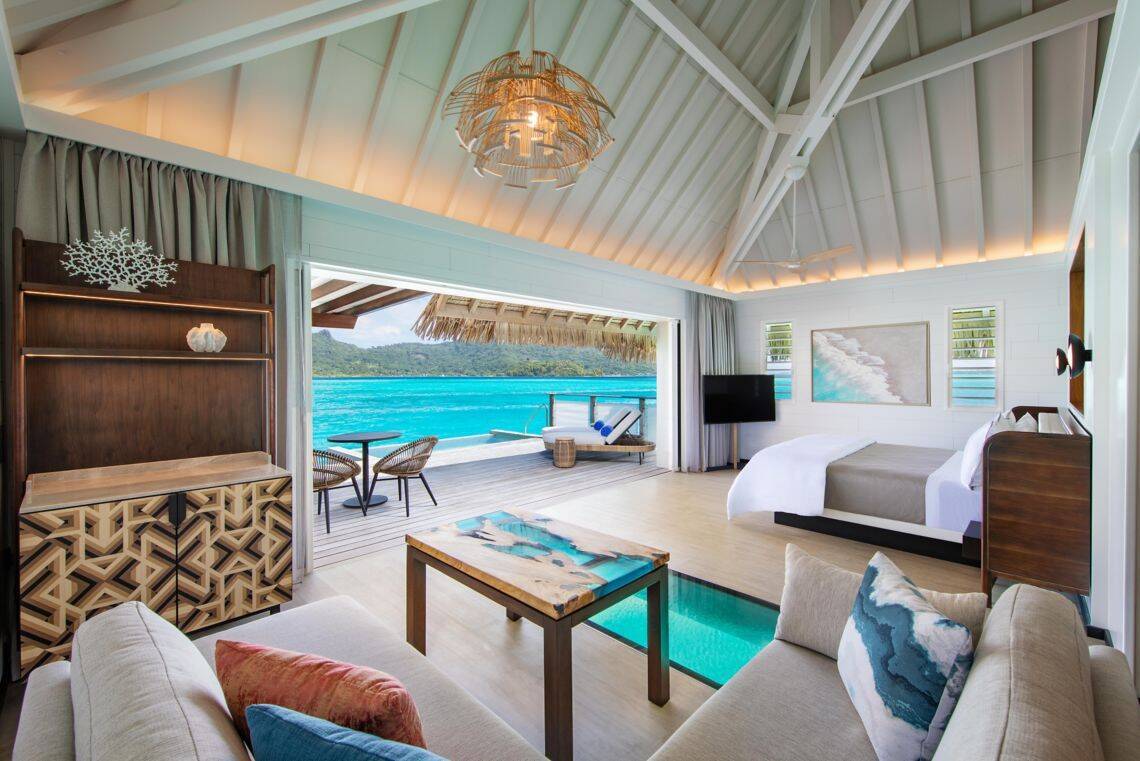 LAGOON OVERWATER BUNGALOW WITH POOL
