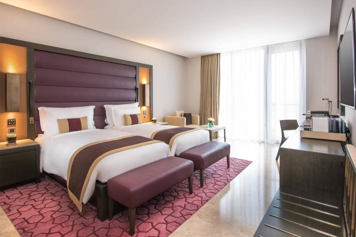 DELUXE TWIN ROOM