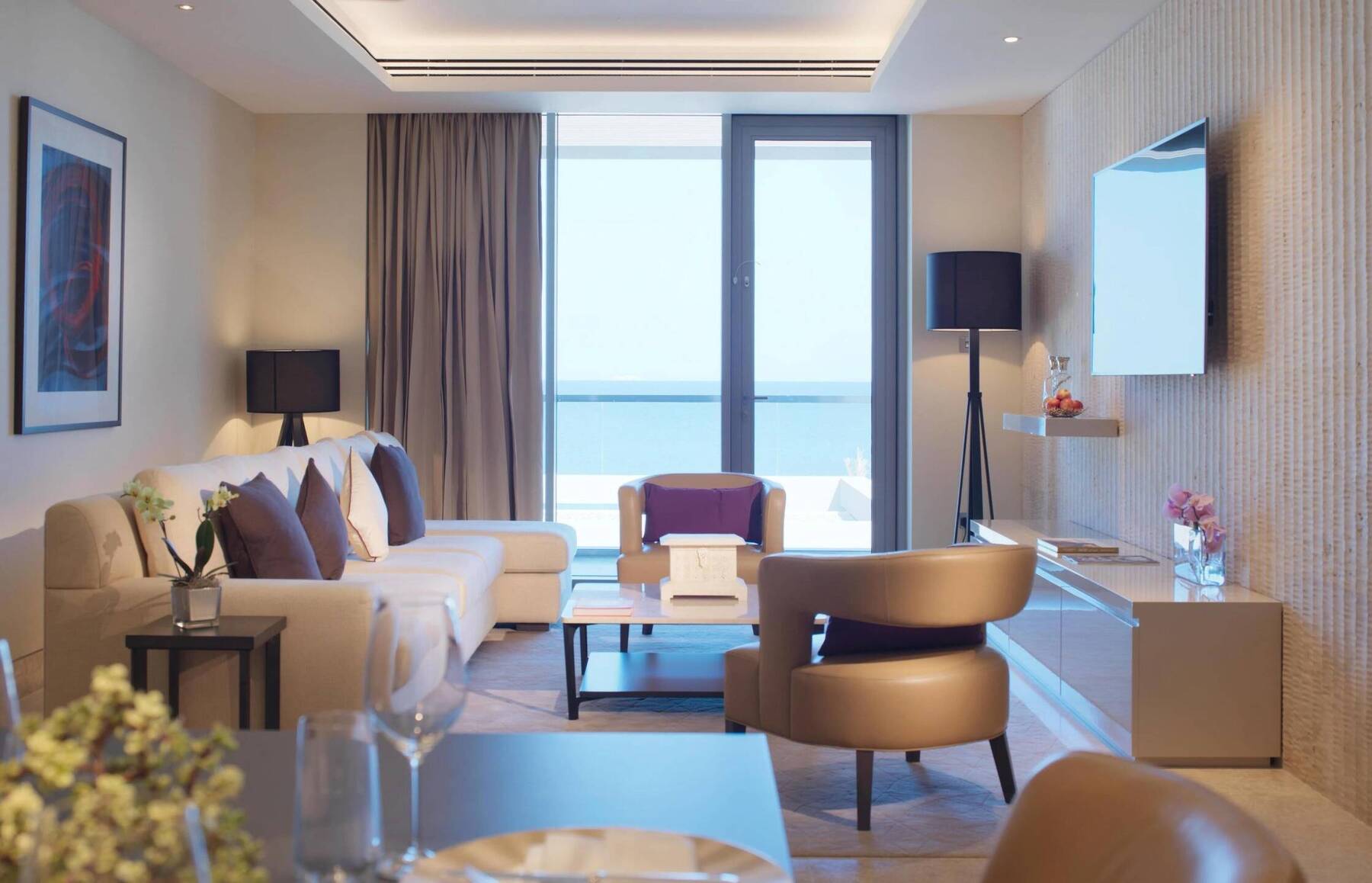 DELUXE SEA VIEW SUITE