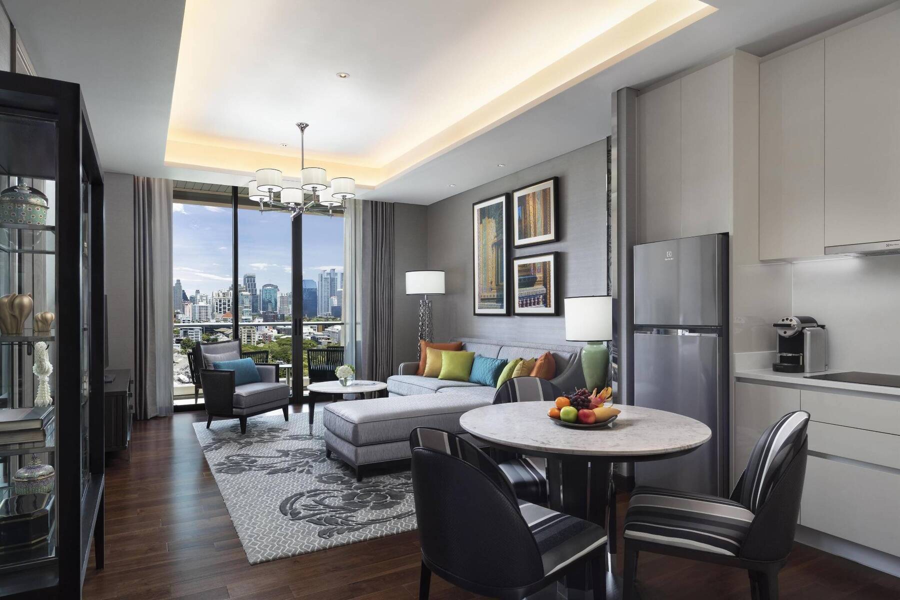 GRAND PREMIER KING ROOM