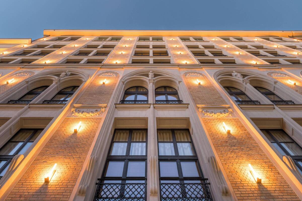 Sax Paris, LXR Hotels & Resorts