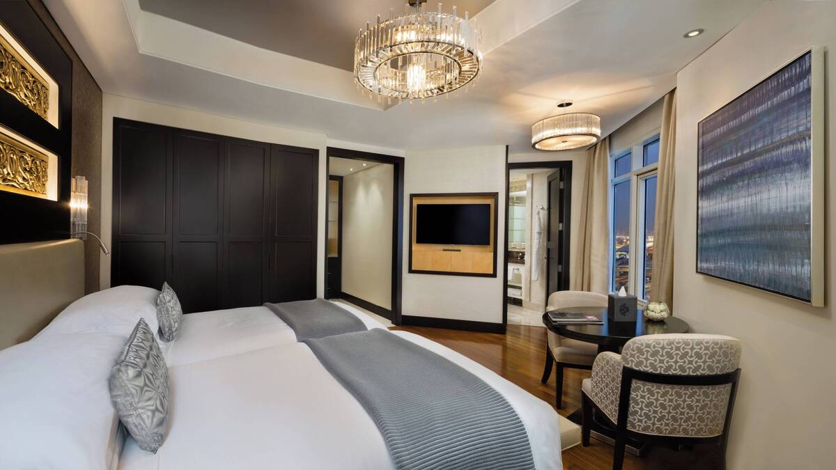 SUPERIOR ROOM