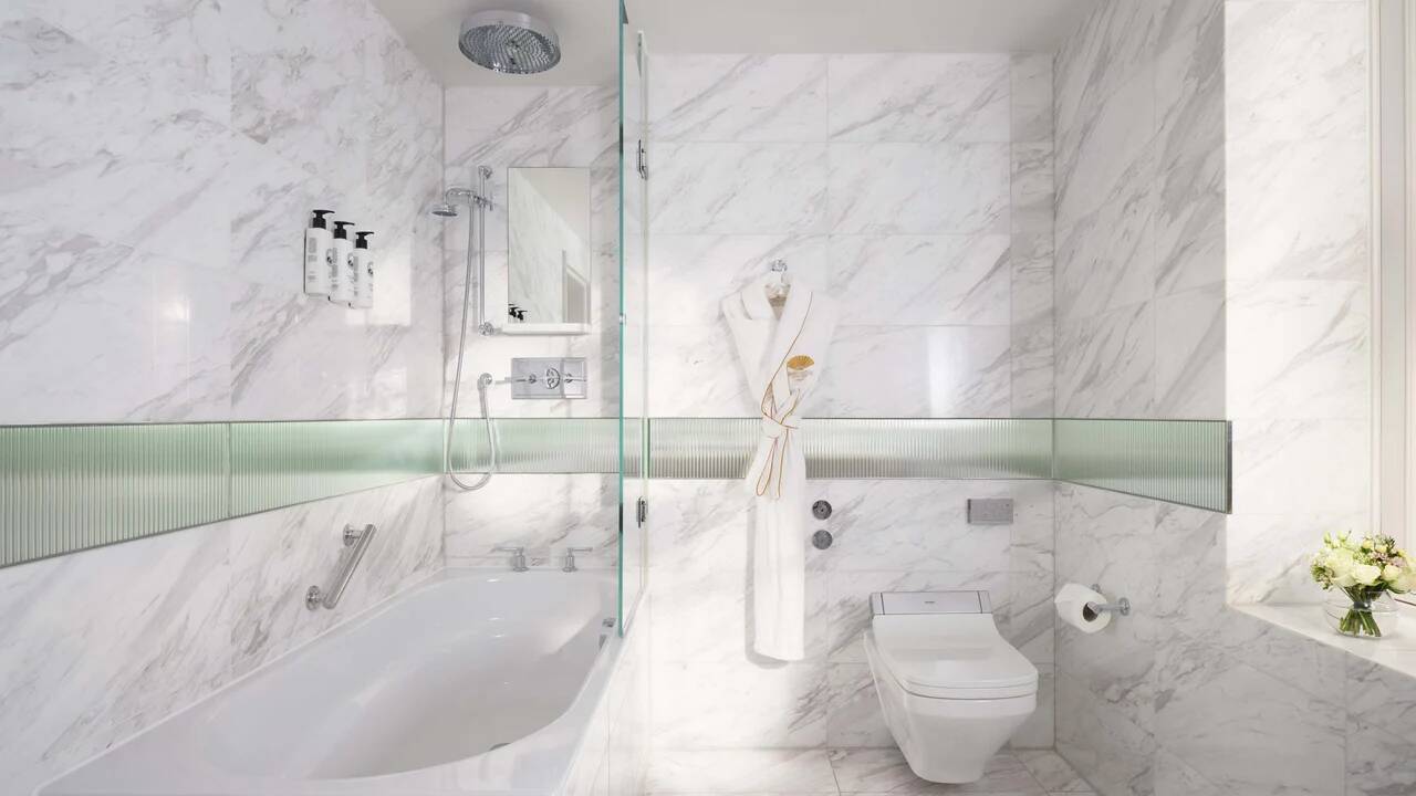 Mandarin Junior Suite