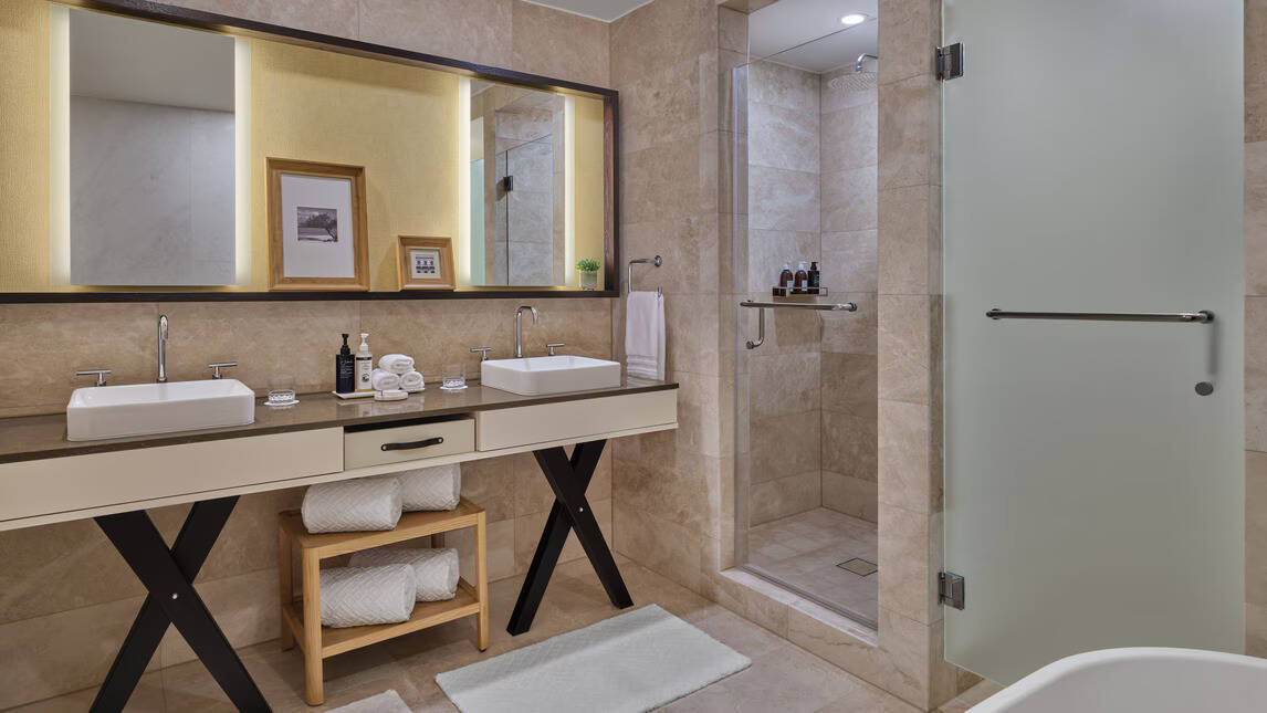 CAROLINE ASTOR SUITE