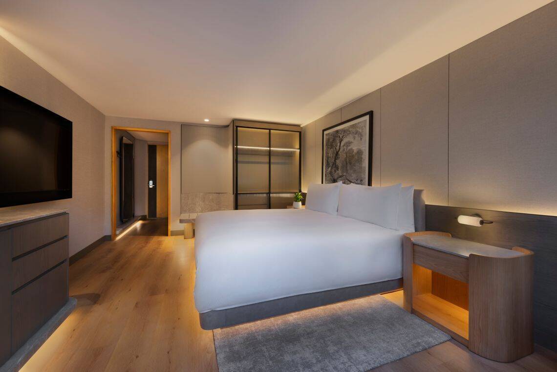 TERRACE VIEW KING ROOM