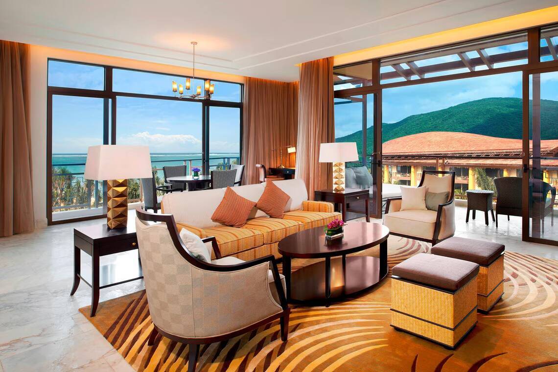 Premium Ocean Suite