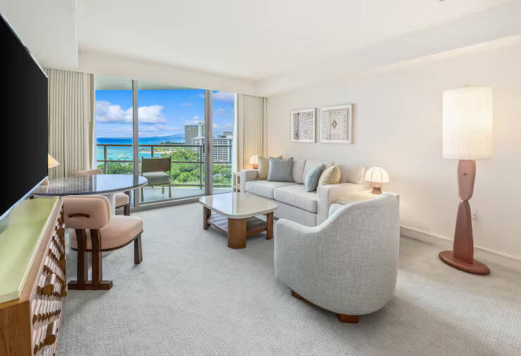 LXR DELUXE ROOM PARTIAL OCEAN VIEW DOUBLE BEDS