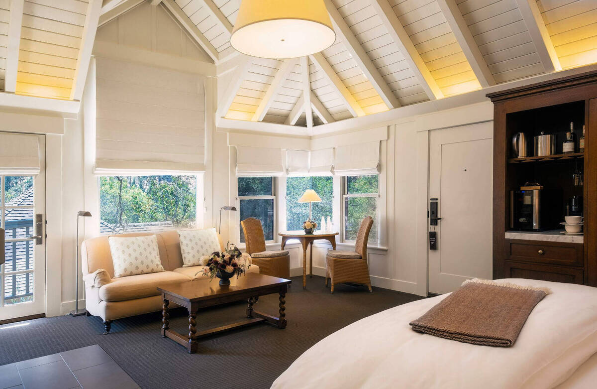 Oakview Room 