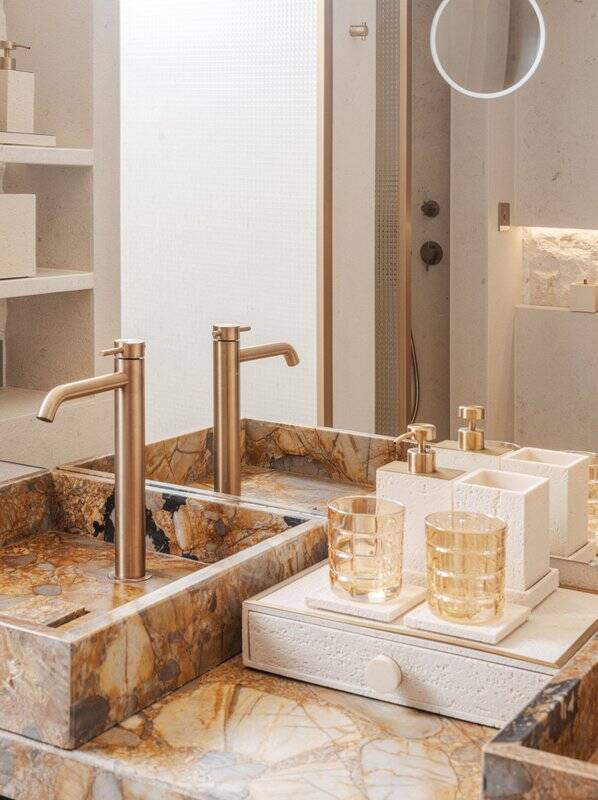 Deluxe Grand Sea View