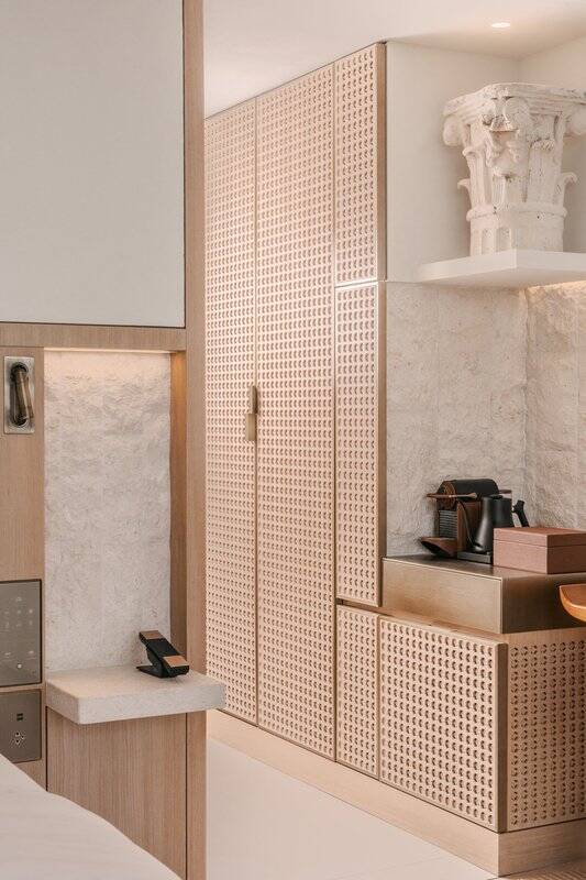 Deluxe Grand Sea View