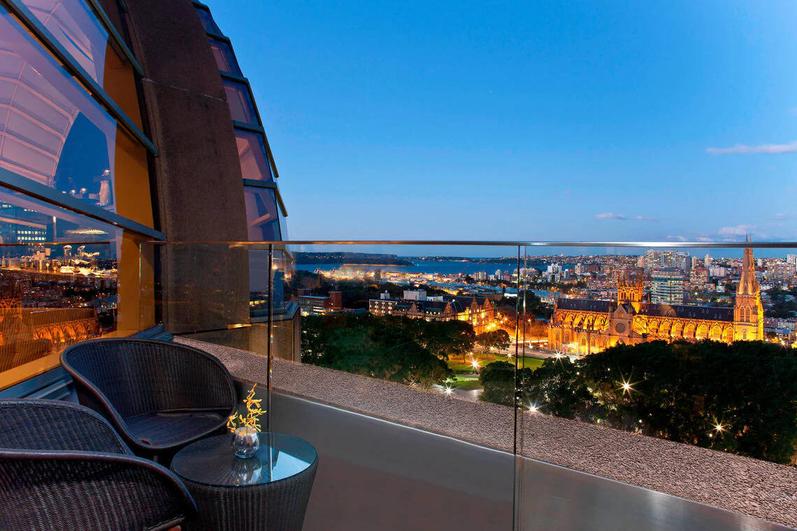 Grand Executive Suite 