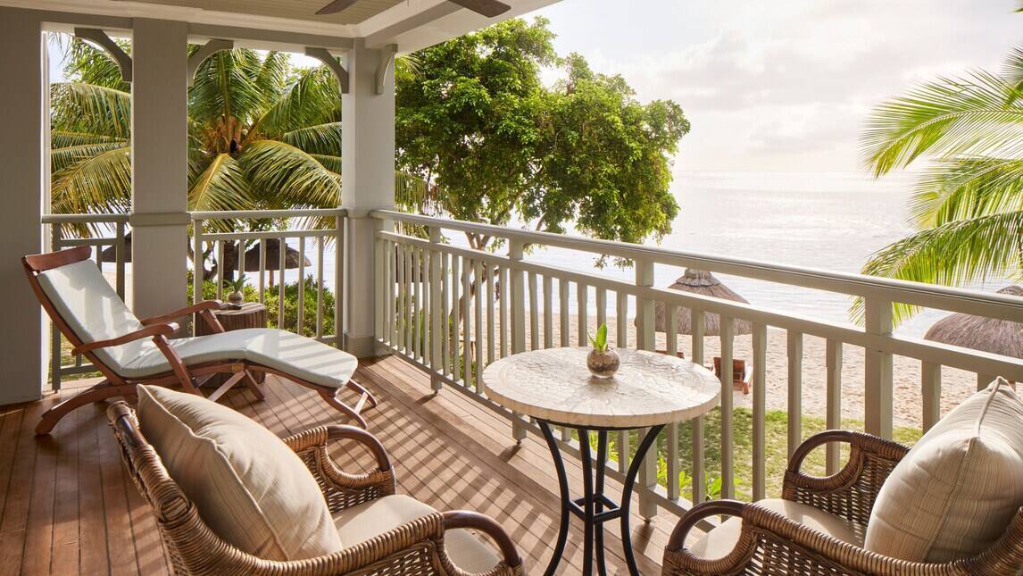 PENINSULA BALCONY SUITE