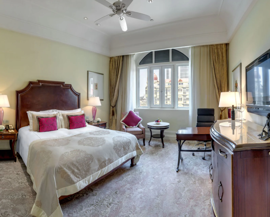 Luxury Grande Room City View
