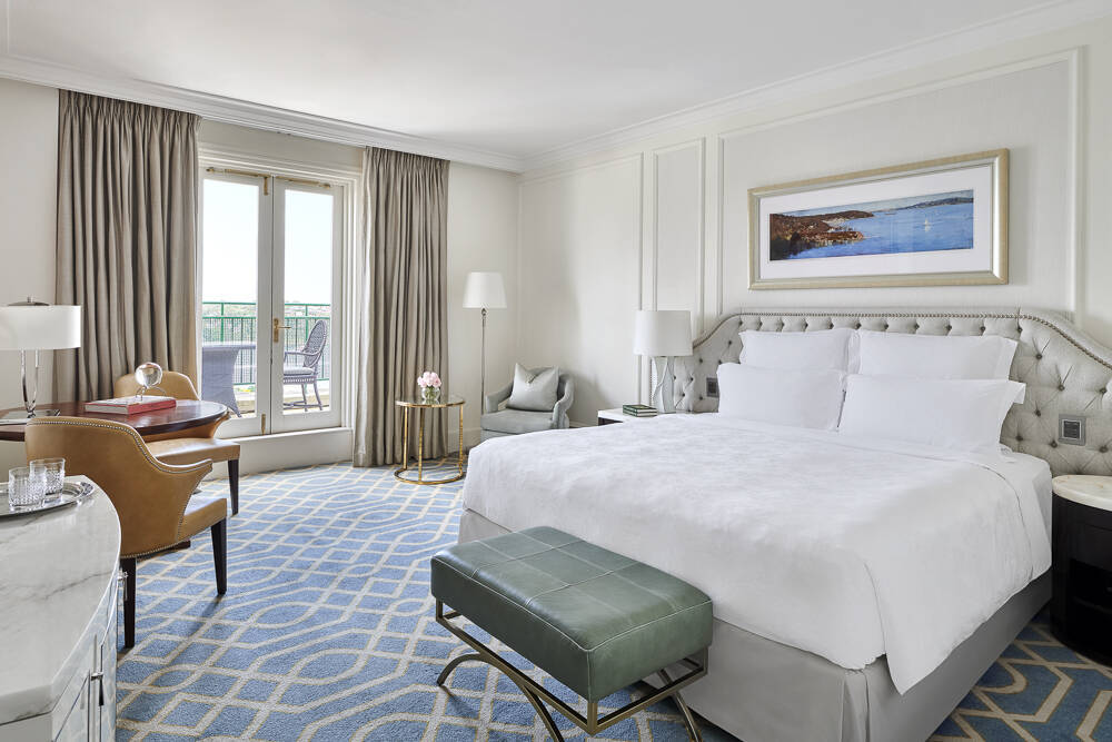 Premier Harbour Terrace Room