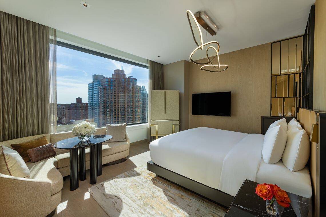 MANHATTAN KING ROOM, HIGH FLOOR