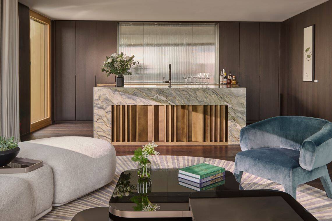  Presidential Suite