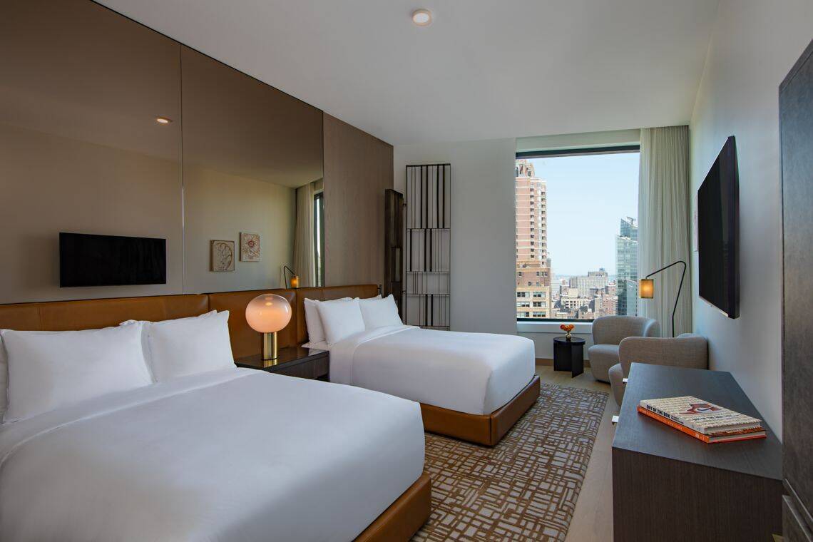 FIFTH AVENUE TWO BEDROOM PENTHOUSE, HIGH FLOOR