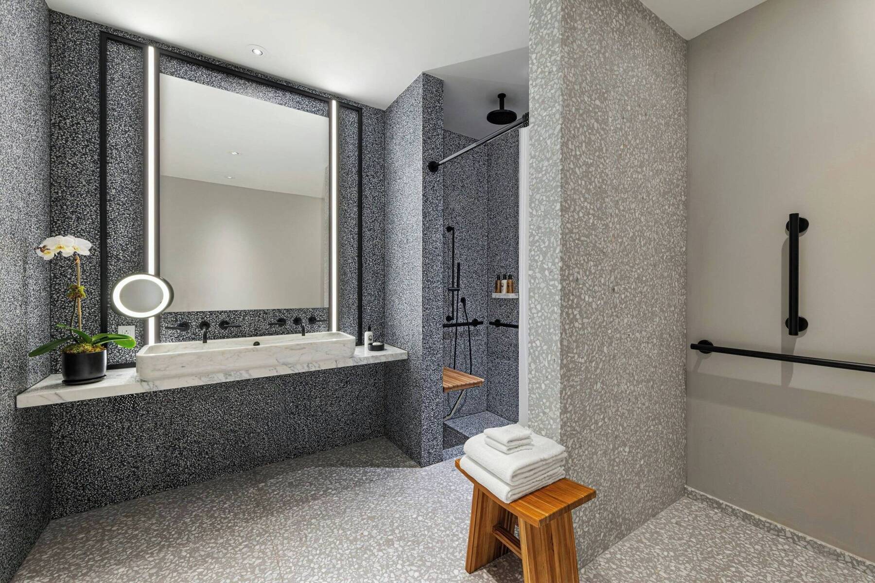 RITZ CARLTON CLUB LEVEL PRESIDENTIAL SUITE