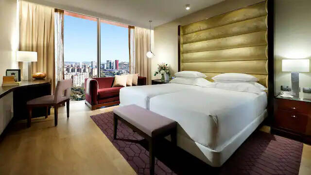 Twin Bed High Floor Deluxe Panoramic View Club Access