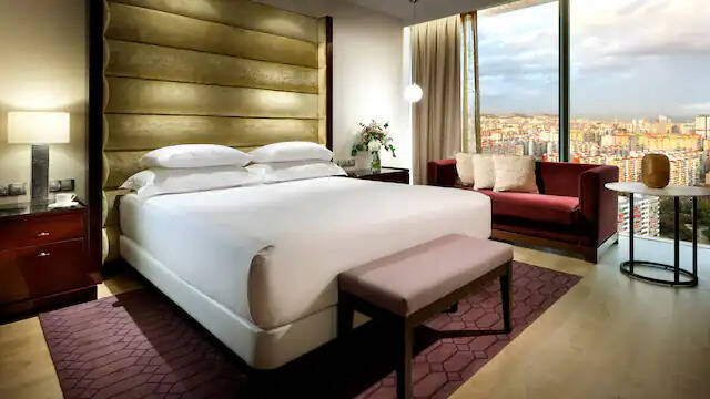 Family Room High Floor Deluxe Panoramic View