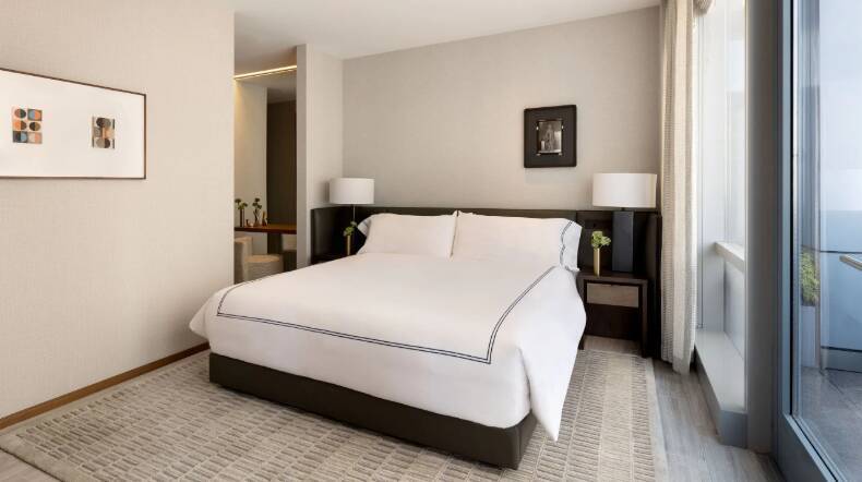 CENTRAL PARK BALCONY SUITE