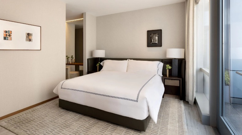 CENTRAL PARK BALCONY SUITE
