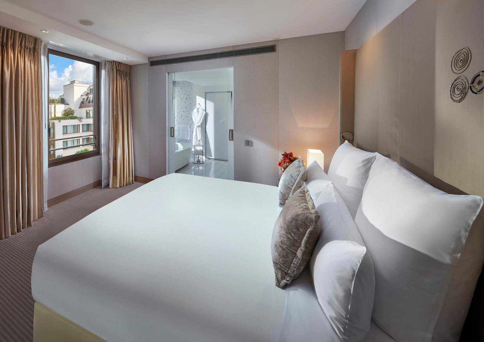 TWO BEDROOM COUTURE SUITE