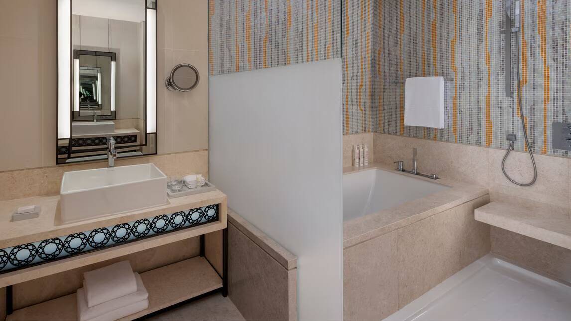 Grand Deluxe Room King