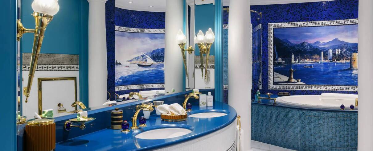 DUPLEX ONE BEDROOM SUITE