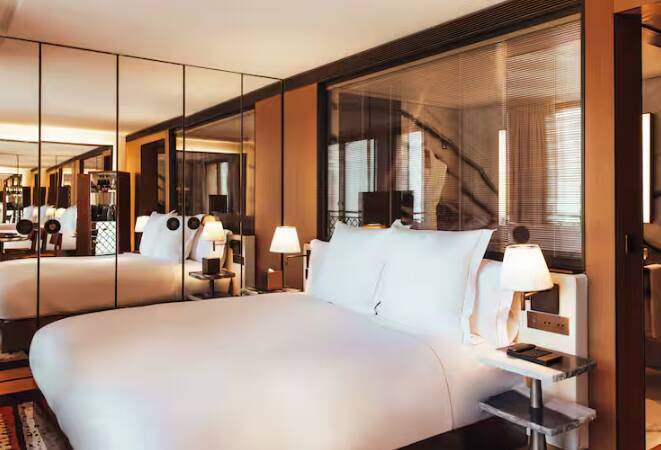 FAMILY CONNECTING THREE ROOMS