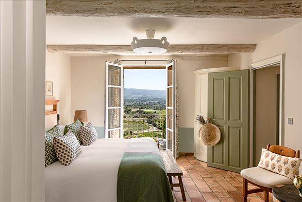 SUPERIOR VENTOUX ROOM