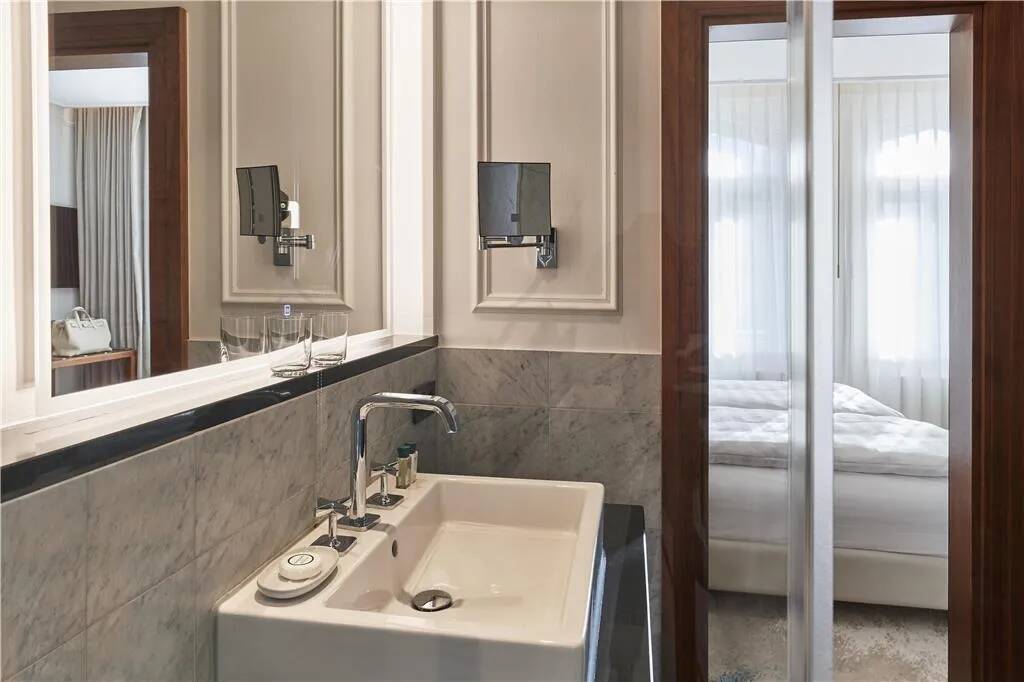 Executive Two Bedroom Suite