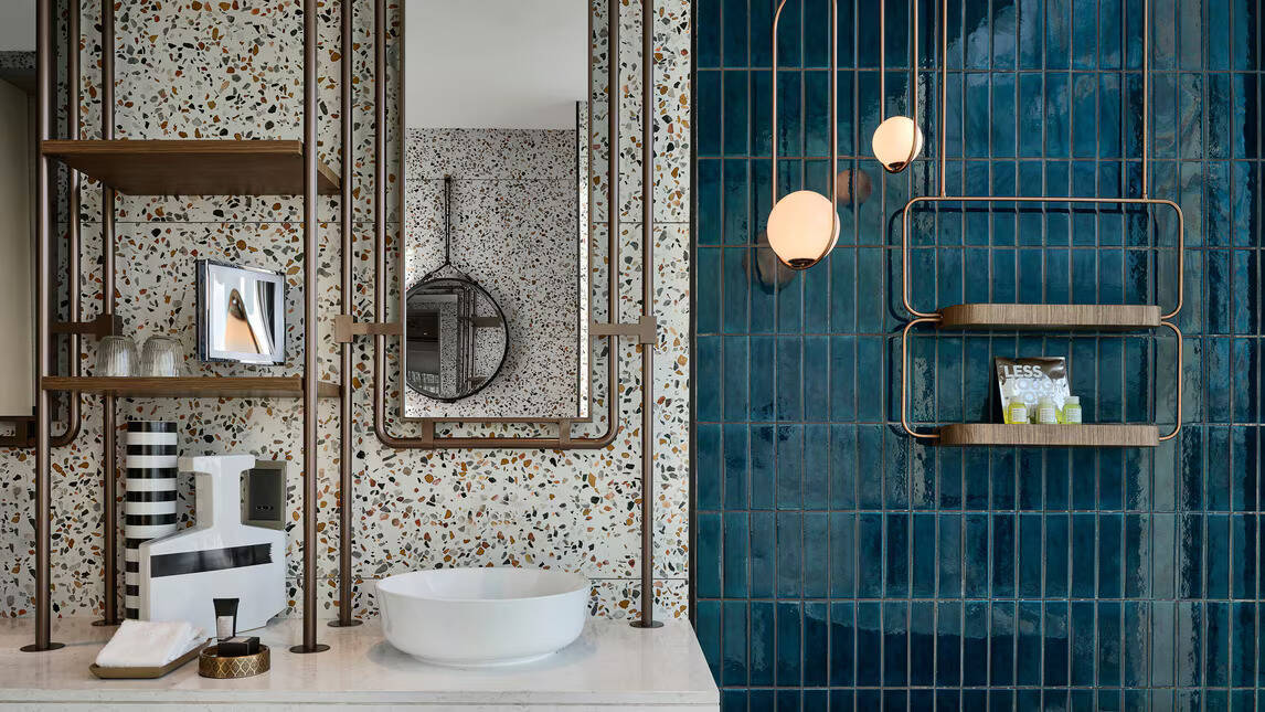 DELUXE SEA VIEW KING BALCONY