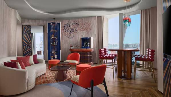 DELUXE SUITE KING SEA VIEW BALCONY 