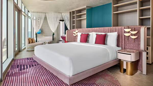 PENTHOUSE TWO BEDROOM SUITE SEA VIEW BALCONY