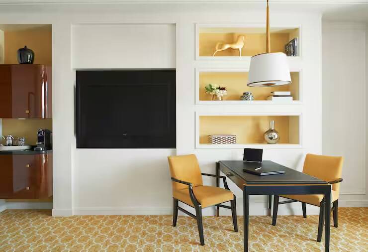 Deluxe Two Queen Roll in Shower/hearing Access