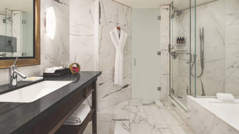 ONE BEDROOM CITY VIEW SUITE